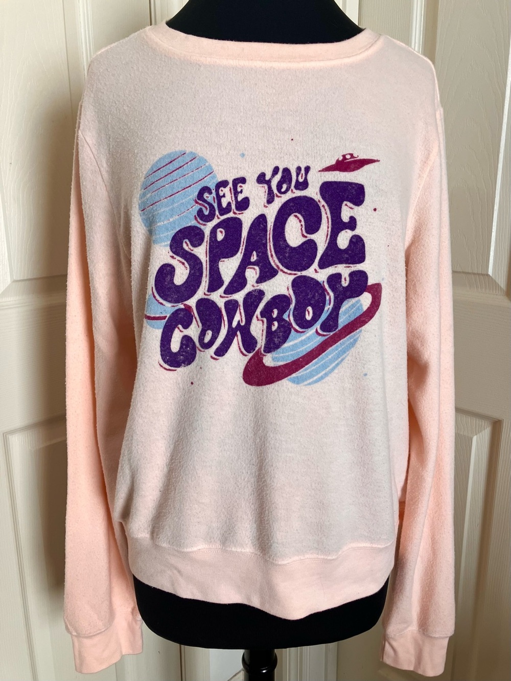 EUC Wildfox “See You Never” BBJ Space Cowboy Graphic Sweatshirt Peach-Pink Sz. L